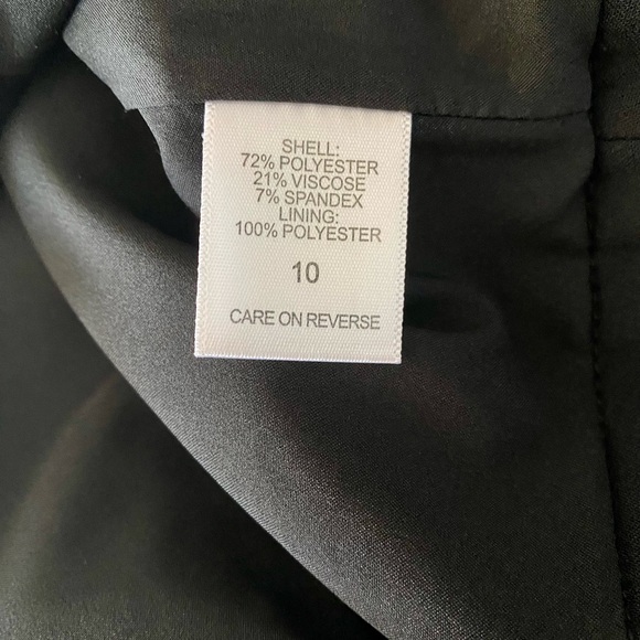 NY & Co., NWT, Black, pencil skirt w ruffle front; 10 - Picture 10 of 10